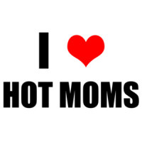 I (heart) Love Hot Moms - Funny T-Shirt